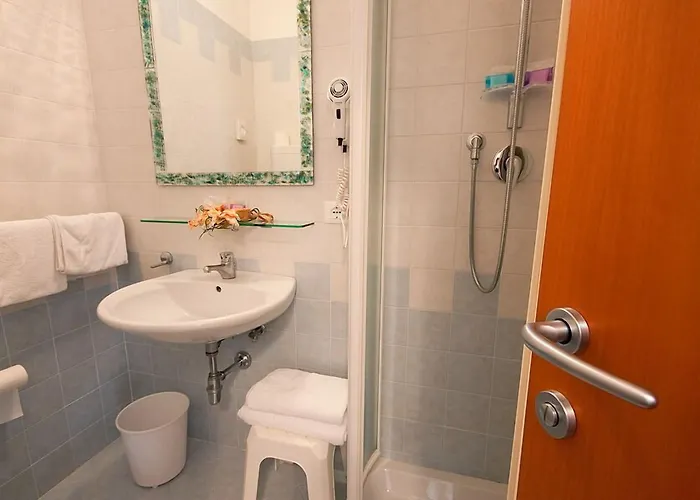 Jet فندق ليدو دي يسولو