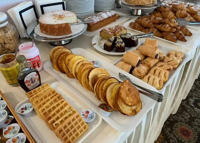 Jet فندق ليدو دي يسولو